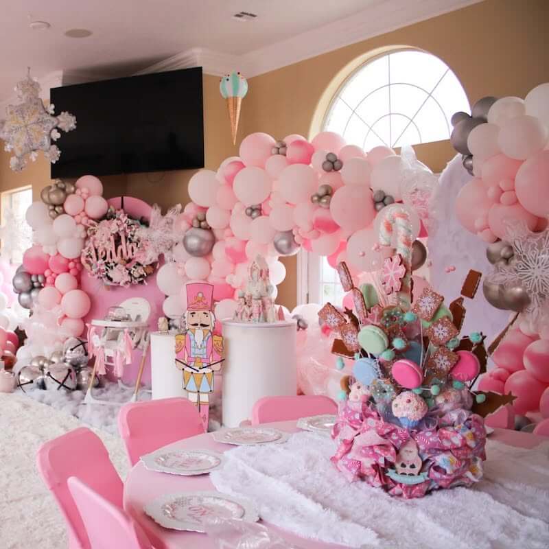 Christmas baby shower ideas