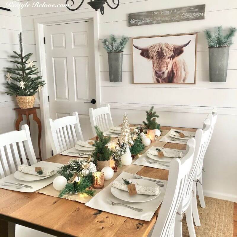 Christmas dinner table settings
