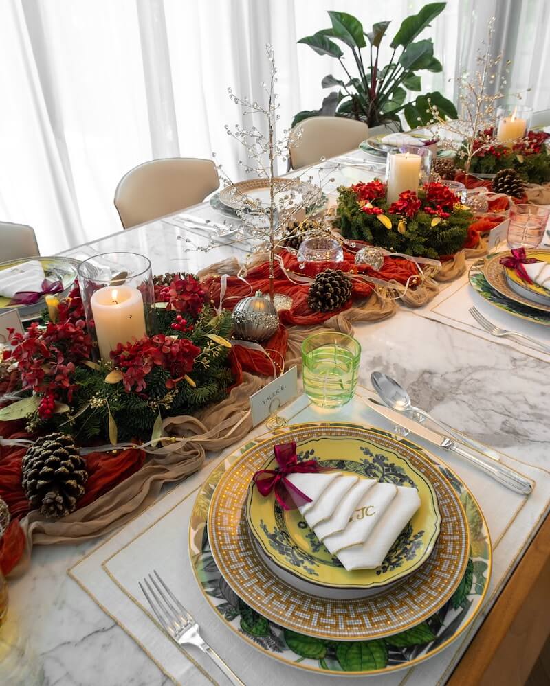 Christmas dinner table settings
