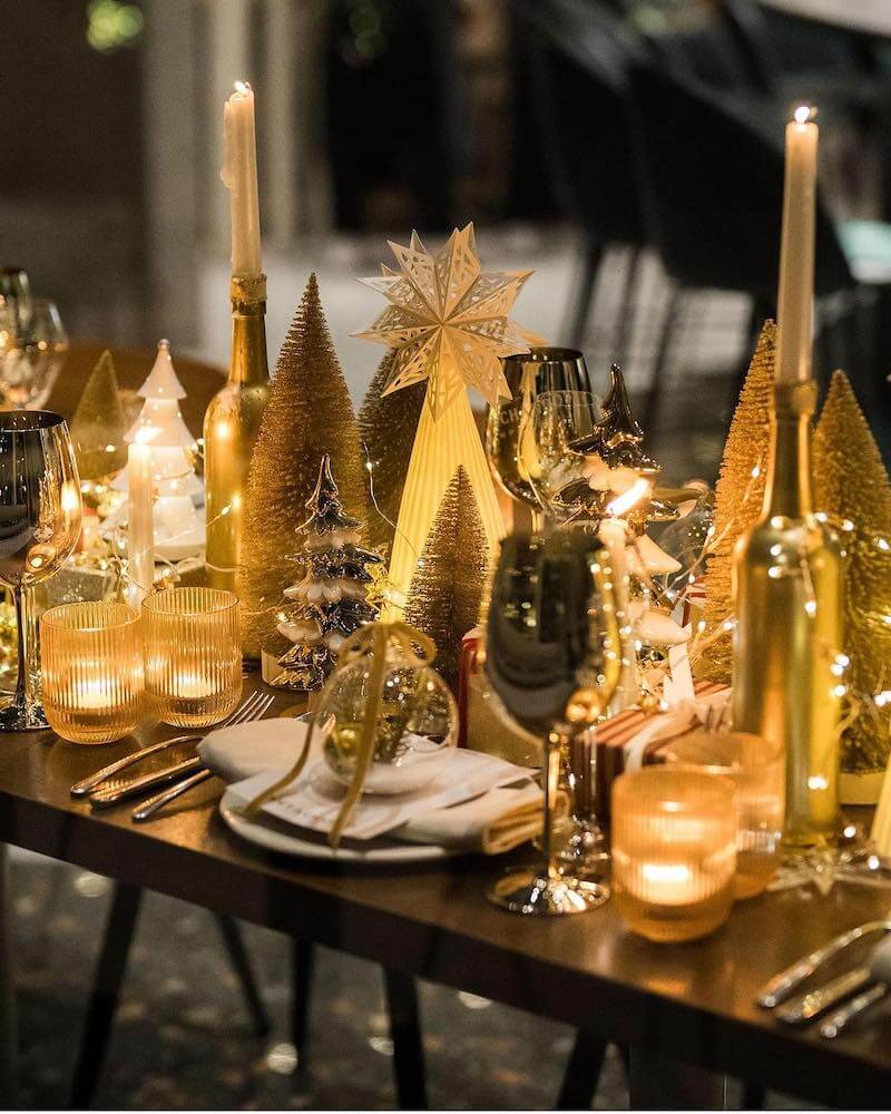 Christmas dinner table settings