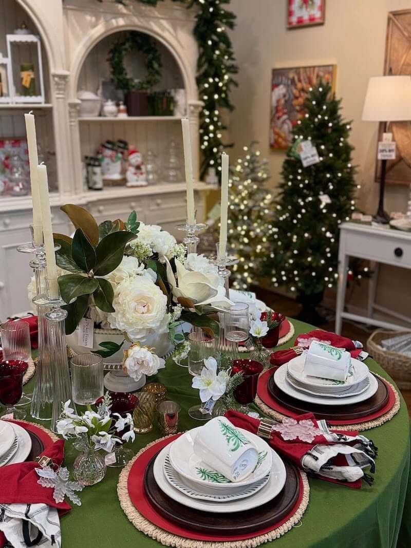 Christmas round table decorations
