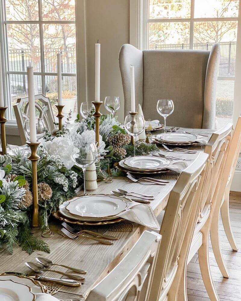 Christmas table settings