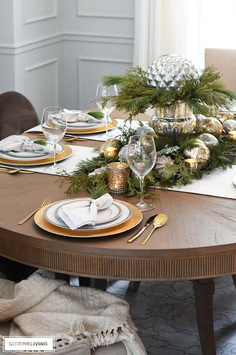 Christmas table settings