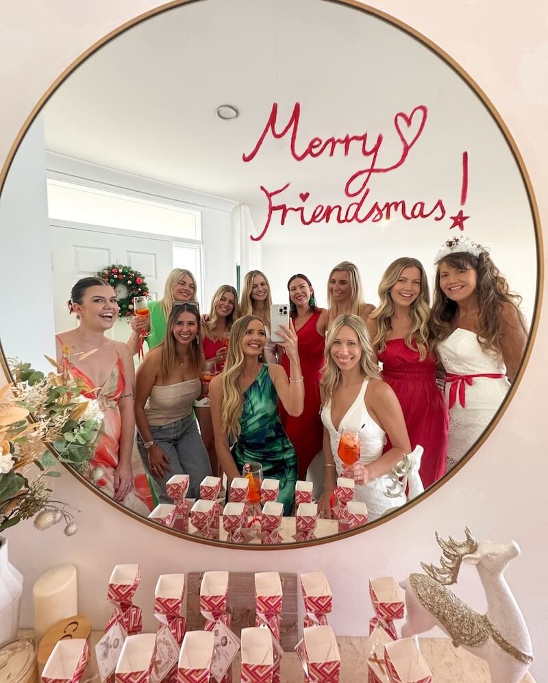 friendsmas party ideas