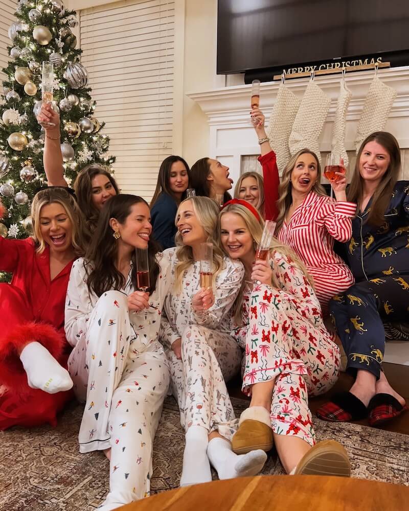Friendsmas party ideas
