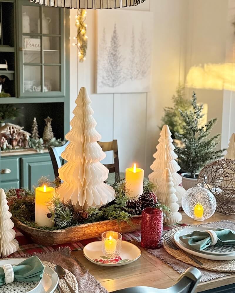 simple Christmas table decorations