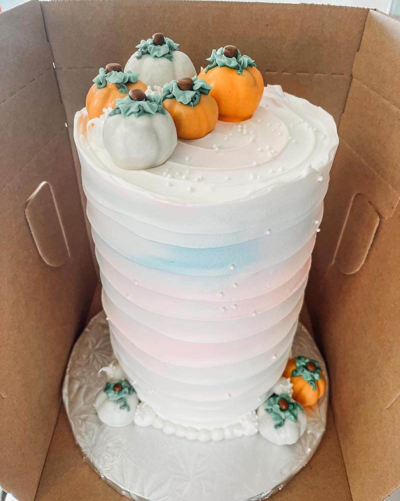simple gender reveal cake ideas
