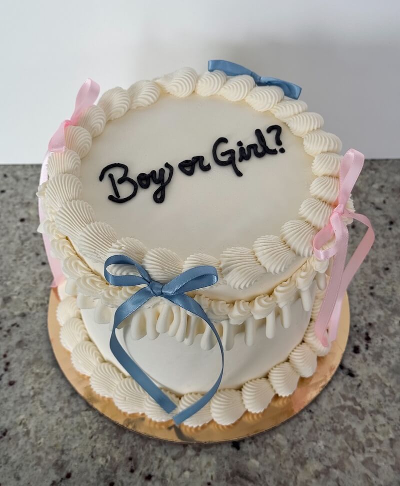 simple gender reveal cake ideas